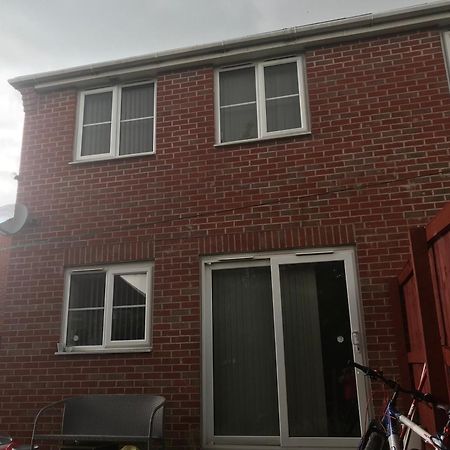 House Shared, New Build 36 Nottingham 3Bedrooms 외부 사진